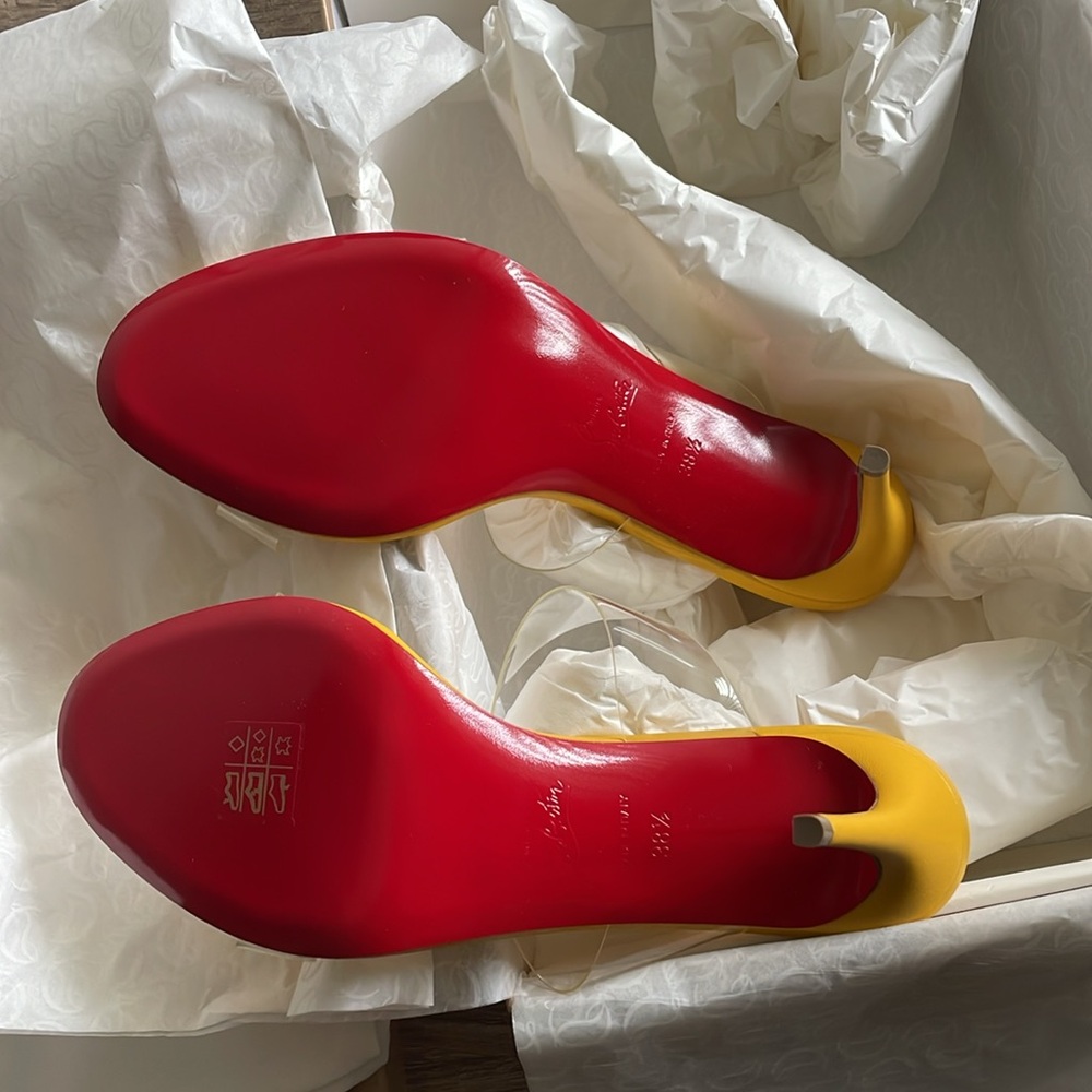 CHRISTIAN LOUBOUTIN JUST NOTHING CLEAR SLIDE MULE SANDALS YELLOW SIZE 38.5 NWT - Picture 6 of 7